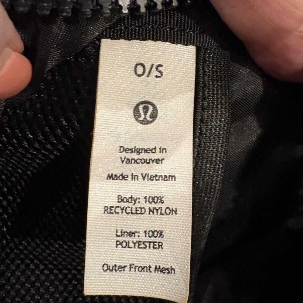 Lululemon athletica Black Waist Pack. Convenient outdoor shopping unisex - Picture 11 of 15